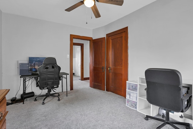 683 E 2nd St, Chillicothe, OH 45601 - office area featuring a ceiling fan and carpet