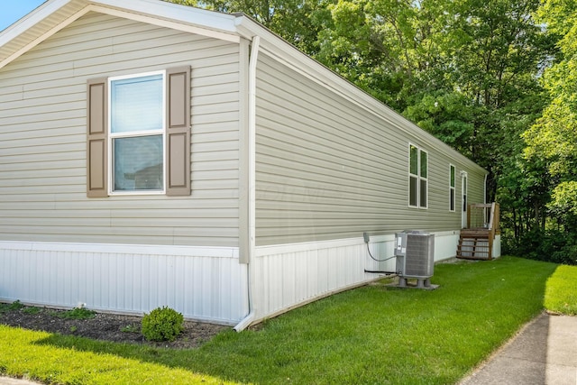 50 Winter Pine Dr, Delaware, OH 43015 - view of side of property with central AC and a yard