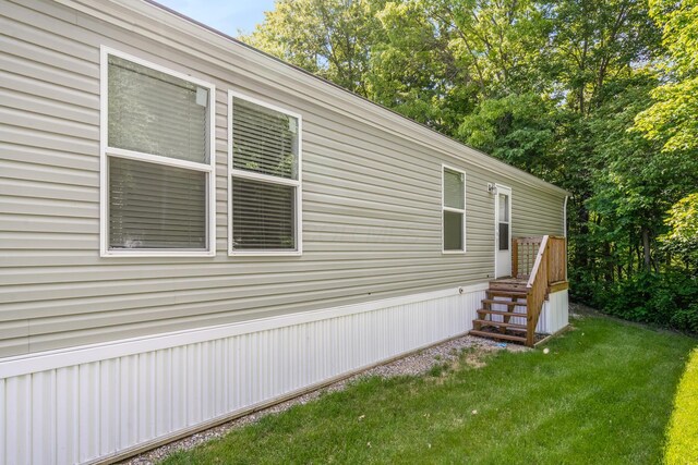 50 Winter Pine Dr, Delaware, OH 43015 - view of side of property featuring a lawn