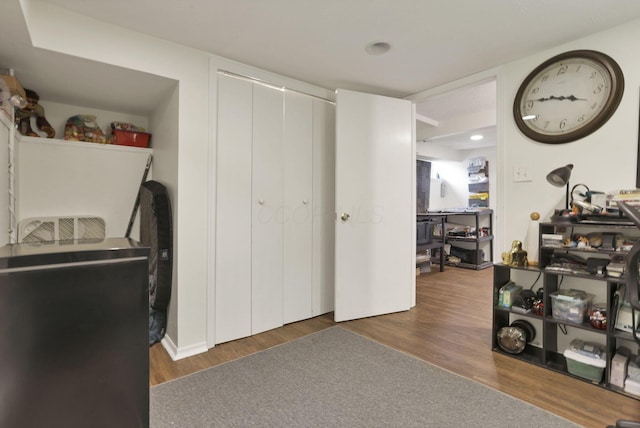 7400 Olympic Club Ct, Pickerington, OH 43147 - laundry room with wood finished floors