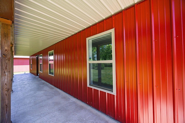 1674 Brock Rd NE, Bloomingburg, OH 43106 - view of side of home