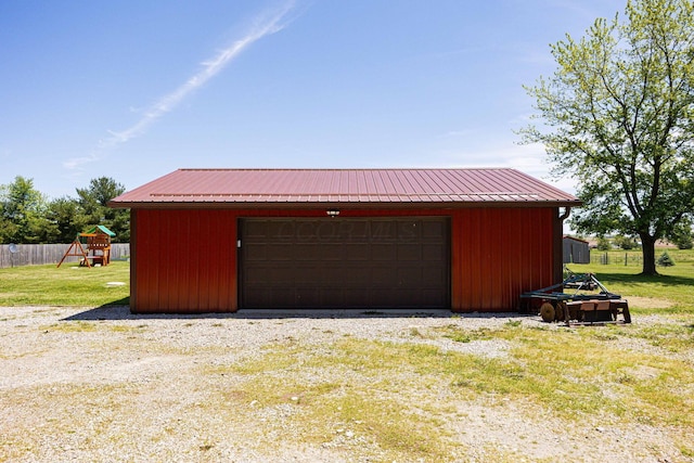 1674 Brock Rd NE, Bloomingburg, OH 43106 - view of detached garage