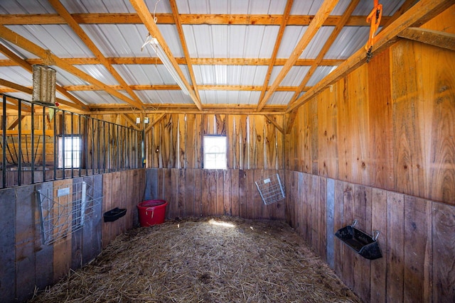 1674 Brock Rd NE, Bloomingburg, OH 43106 - view of stable