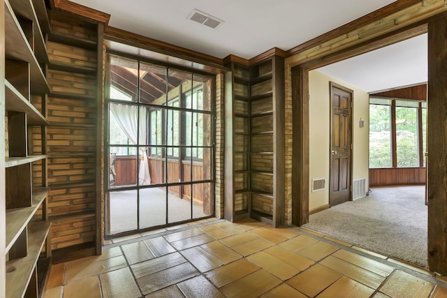 13115 Jack Run Rd, Rockbridge, OH 43149 - entryway featuring baseboards