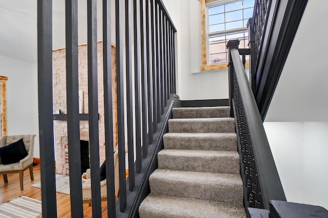 525 Saint Clair Ave, Columbus, OH 43203 - stairs featuring wood finished floors