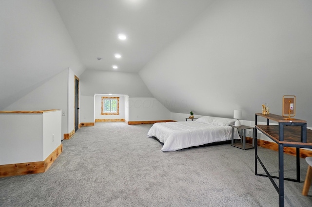 525 Saint Clair Ave, Columbus, OH 43203 - bedroom featuring lofted ceiling, carpet floors, baseboards, and recessed lighting