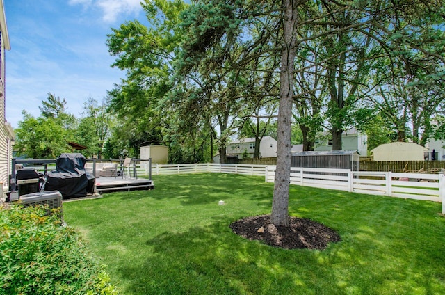 6407 Skywae Dr, Columbus, OH 43229 - view of yard
