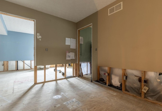 7711 Eagle Creek Dr, Pickerington, OH 43147 - view of spare room