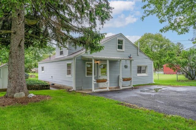2535 Gooding Rd, Marion, OH 43302 - back of house with a patio area