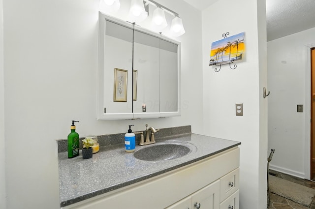 3784 Hendron Rd, Groveport, OH 43125 - bathroom with vanity