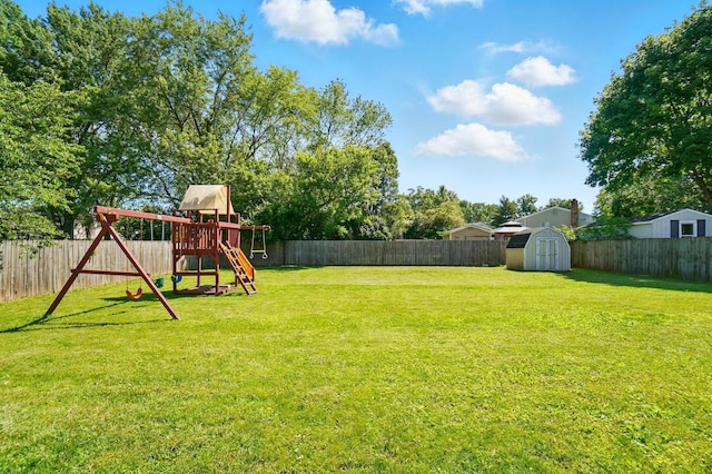 3784 Hendron Rd, Groveport, OH 43125 - view of yard featuring a playground