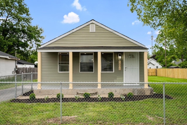 1006 Midland Ave, Columbus, OH 43223 - view of front of house featuring covered porch