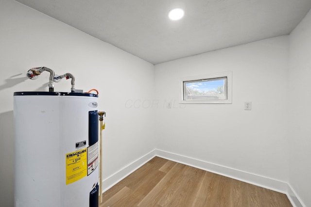 1006 Midland Ave, Columbus, OH 43223 - utilities featuring electric water heater