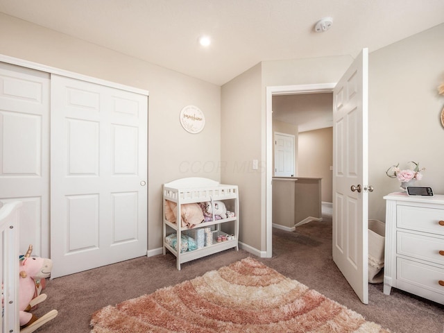 4783 Nieles Edge Dr, Columbus, OH 43232 - carpeted bedroom featuring baseboards and a closet