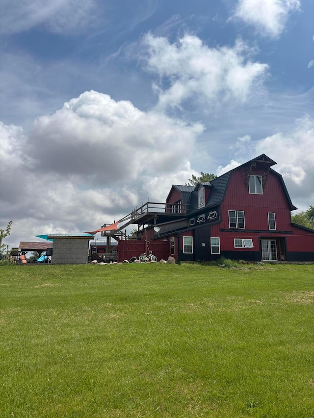 2309 N Houston Pike, South Vienna, OH 45369 - view of grassy yard with a barn