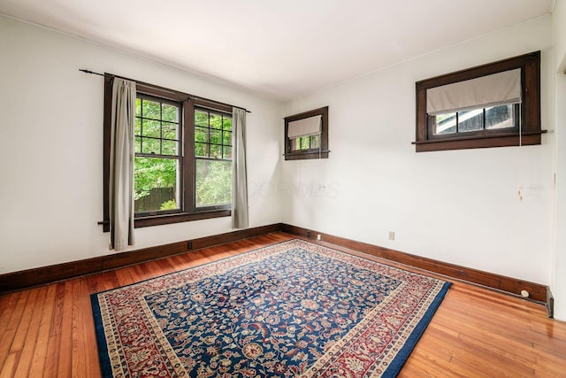 431 Glen Echo Cir, Columbus, OH 43202 - unfurnished room with baseboards and wood finished floors