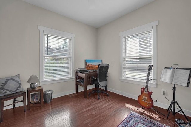 14980 Robins Rd, Johnstown, OH 43031 - office space featuring wood finished floors and baseboards