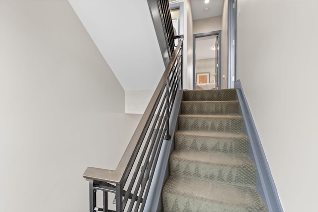 123 Aston Row Ln, Columbus, OH 43201 - view of stairs