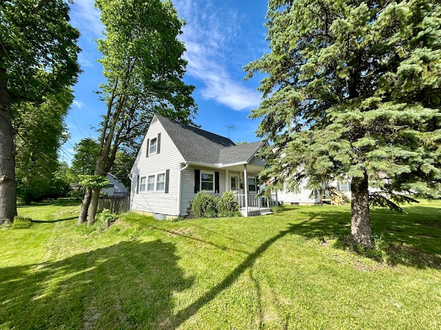 908 W 5th St, Marysville, OH 43040 - view of front of home with covered porch and roof with shingles