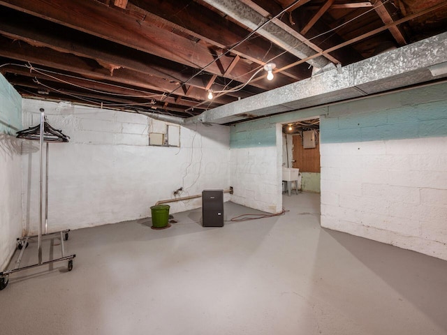 251 Summit St, Marion, OH 43302 - unfinished below grade area featuring a sink