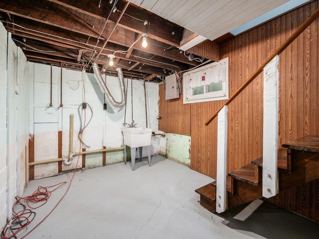 251 Summit St, Marion, OH 43302 - basement with electric panel