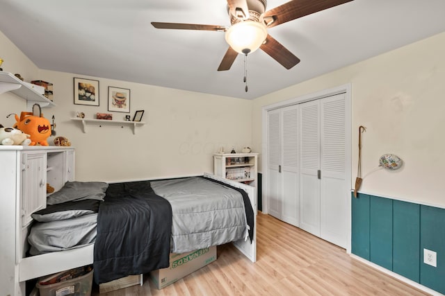 4736 Roberts Rd, Caledonia, OH 43314 - bedroom with light wood finished floors, a closet, and a ceiling fan