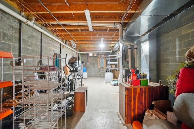 2580 Lafayette Plain City Rd, London, OH 43140 - unfinished basement with concrete block wall