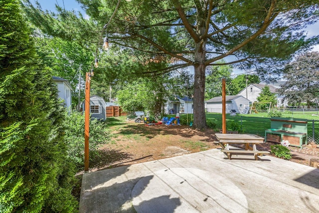 141 E 5th Ave, Lancaster, OH 43130 - view of patio / terrace