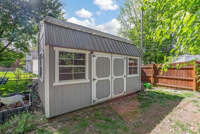 141 E 5th Ave, Lancaster, OH 43130 - view of shed with a fenced backyard