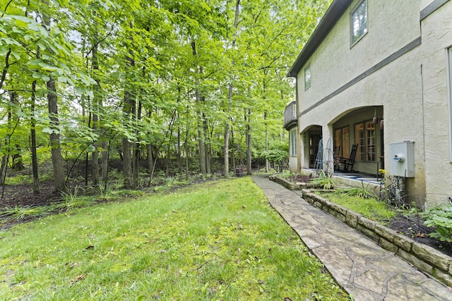 8039 Crossgate Ct S, Dublin, OH 43017 - view of grassy yard