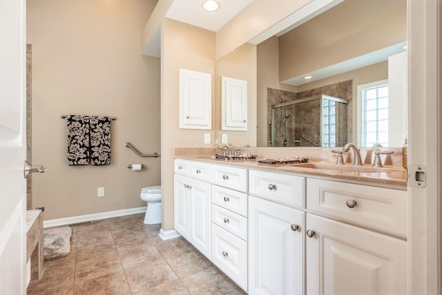 165 Tinley Park Cir, Delaware, OH 43015 - full bath with a stall shower and double vanity