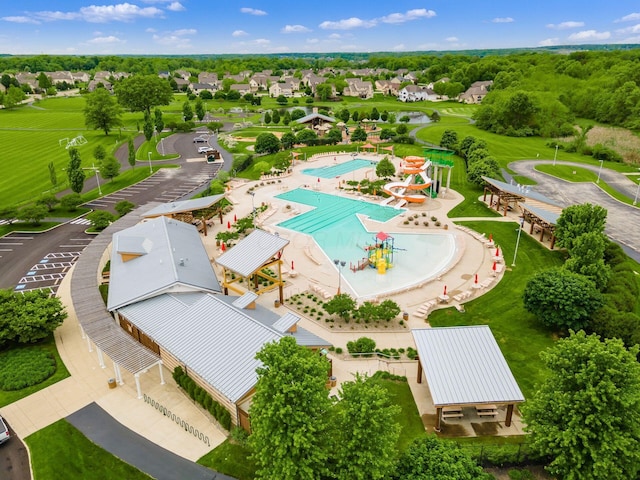 165 Tinley Park Cir, Delaware, OH 43015 - bird's eye view of a pool