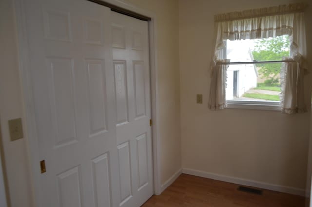 5810 Bickle Church Rd NW, Pickerington, OH 43147 - unfurnished bedroom featuring baseboards and light wood-style flooring