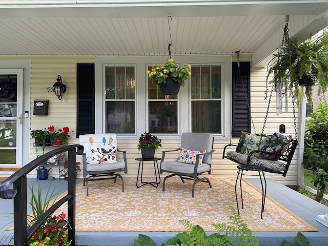 550 E Allen St, Lancaster, OH 43130 - view of covered porch