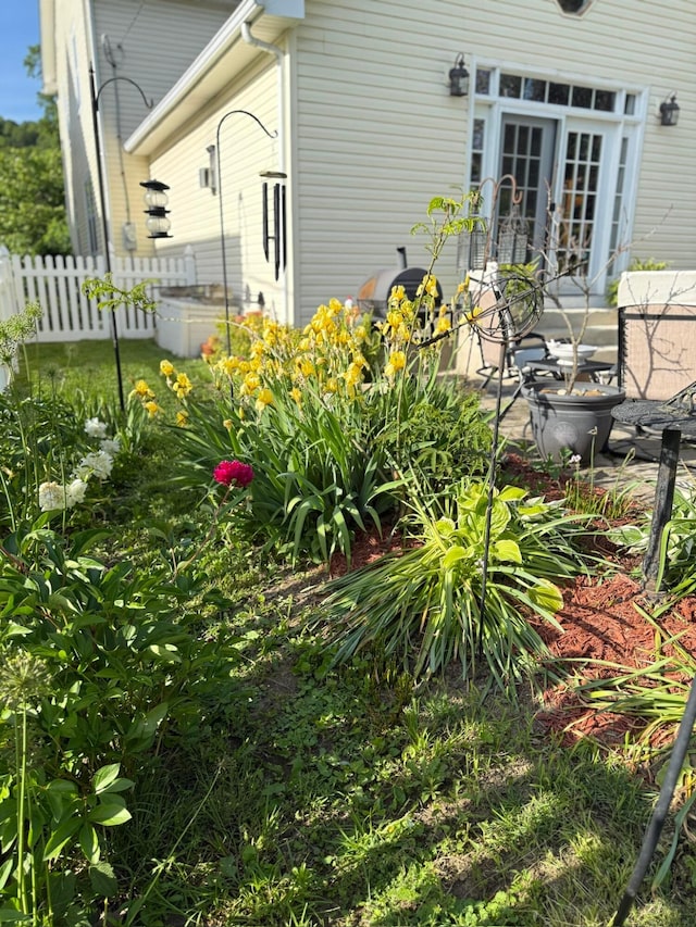 550 E Allen St, Lancaster, OH 43130 - view of yard