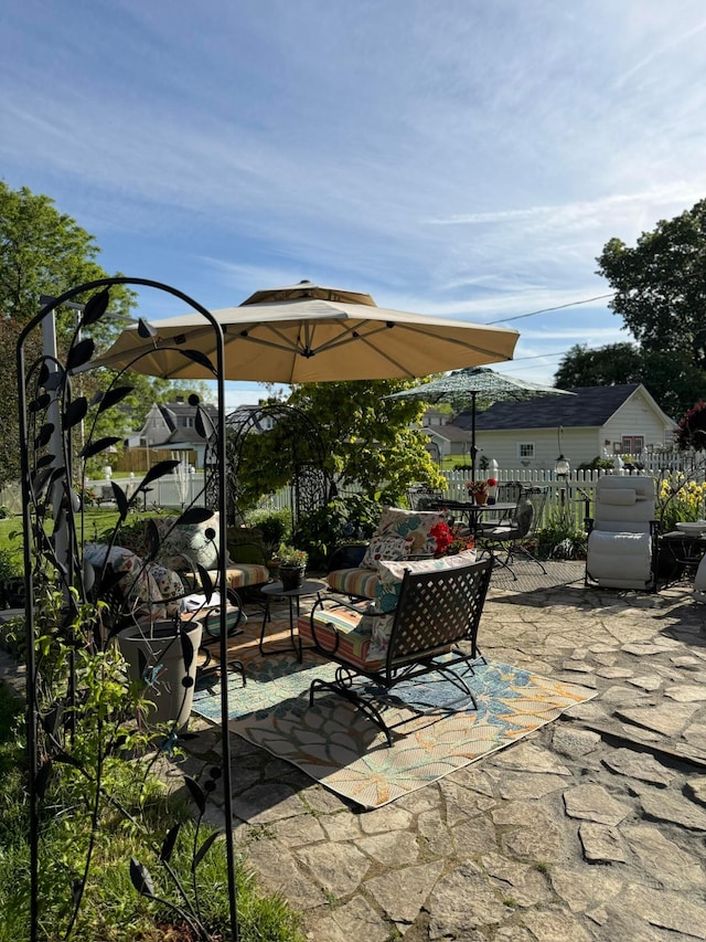 550 E Allen St, Lancaster, OH 43130 - view of patio / terrace with outdoor lounge area