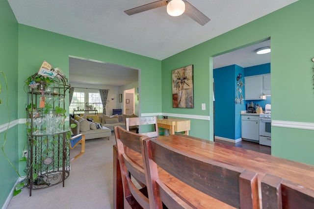 655 Providence Ave Unit 9-655J, Columbus, OH 43214 - carpeted dining space with ceiling fan