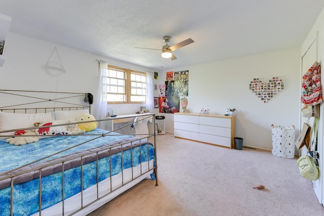 655 Providence Ave Unit 9-655J, Columbus, OH 43214 - carpeted bedroom featuring a ceiling fan