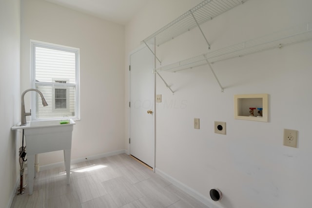 3899 Hampshire Ave, Powell, OH 43065 - washroom featuring electric dryer hookup, hookup for a washing machine, and baseboards