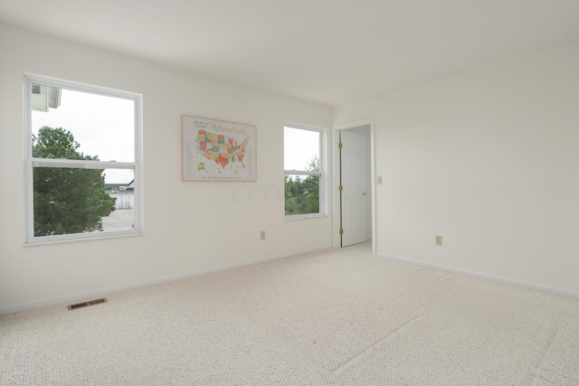 3899 Hampshire Ave, Powell, OH 43065 - unfurnished room featuring carpet flooring and baseboards