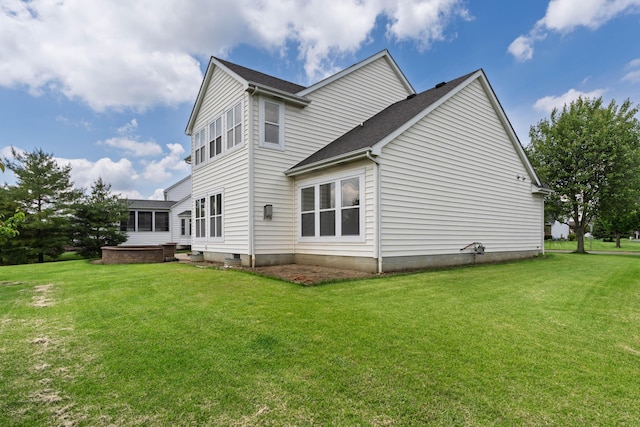 3899 Hampshire Ave, Powell, OH 43065 - rear view of house with a yard and roof with shingles