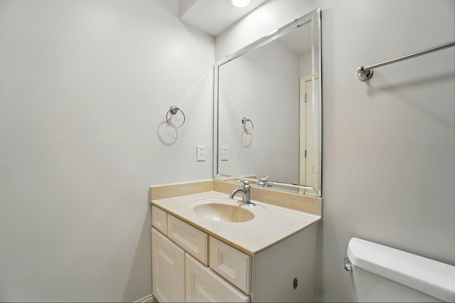 273 Blue Jacket Cir, Pickerington, OH 43147 - bathroom with toilet and vanity
