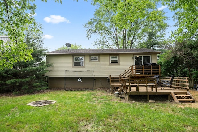 4373 Valley Quail Blvd S, Westerville, OH 43081 - back of house with a fire pit, a deck, and a yard