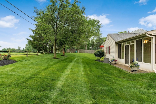 3521 En Joie Dr, Columbus, OH 43228 - view of yard with cooling unit