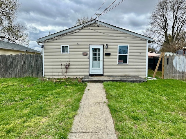 463 Scranton Ave, Marion, OH 43302 - view of front of house