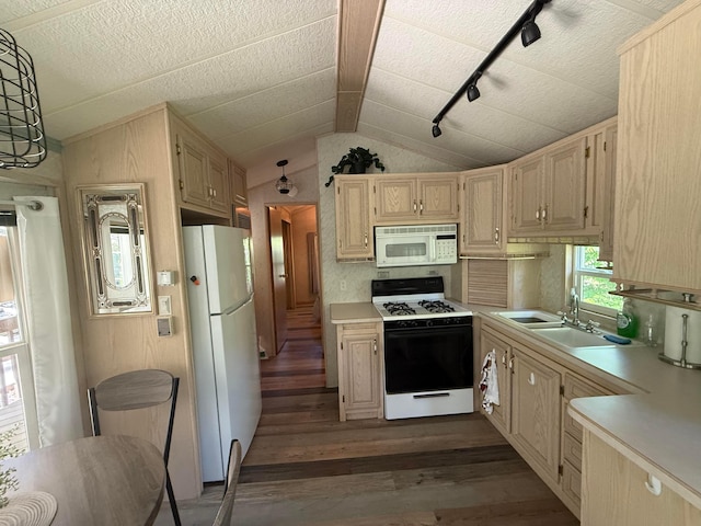 374 Pathfinder Trl, Logan, OH 43138