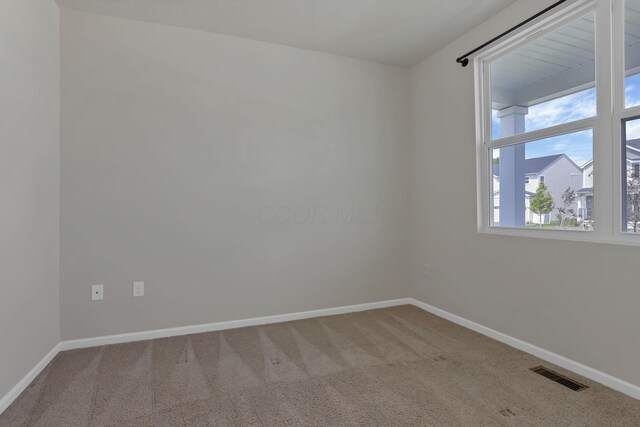 211 Whitetail Trl, Johnstown, OH 43031 - carpeted spare room with baseboards
