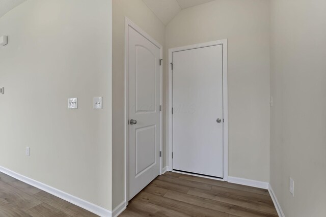211 Whitetail Trl, Johnstown, OH 43031 - hallway with wood finished floors and baseboards