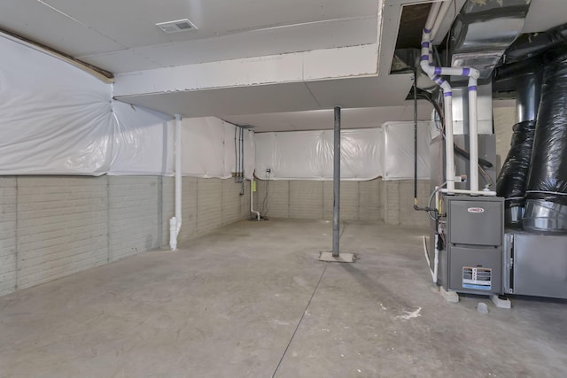 211 Whitetail Trl, Johnstown, OH 43031 - unfinished below grade area with heating unit