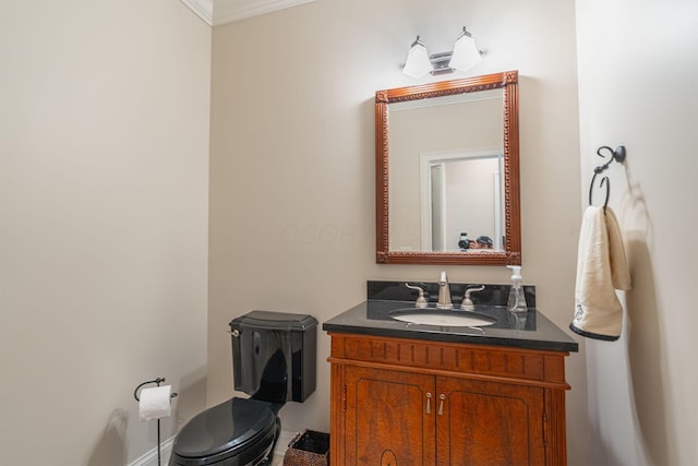 7699 Clear Creek Ct, Blacklick, OH 43004 - bathroom with vanity, toilet, and crown molding